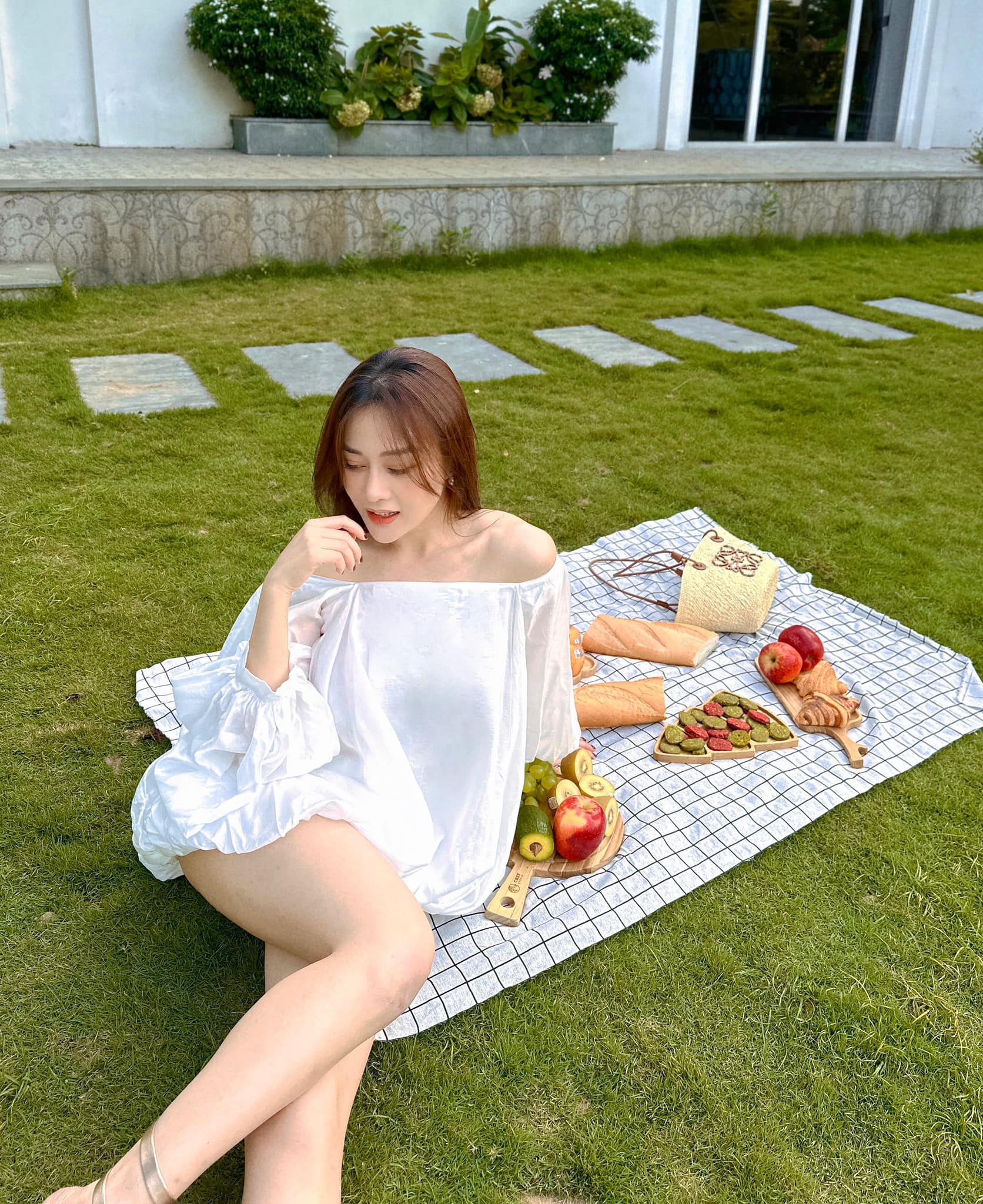 Phương Oanh da trắng phát sáng nhờ chăm dùng 1 loại nước, 1 món ăn bổ nội tiết của người Việt, phụ nữ tiền mãn kinh nên học tập- Ảnh 6.