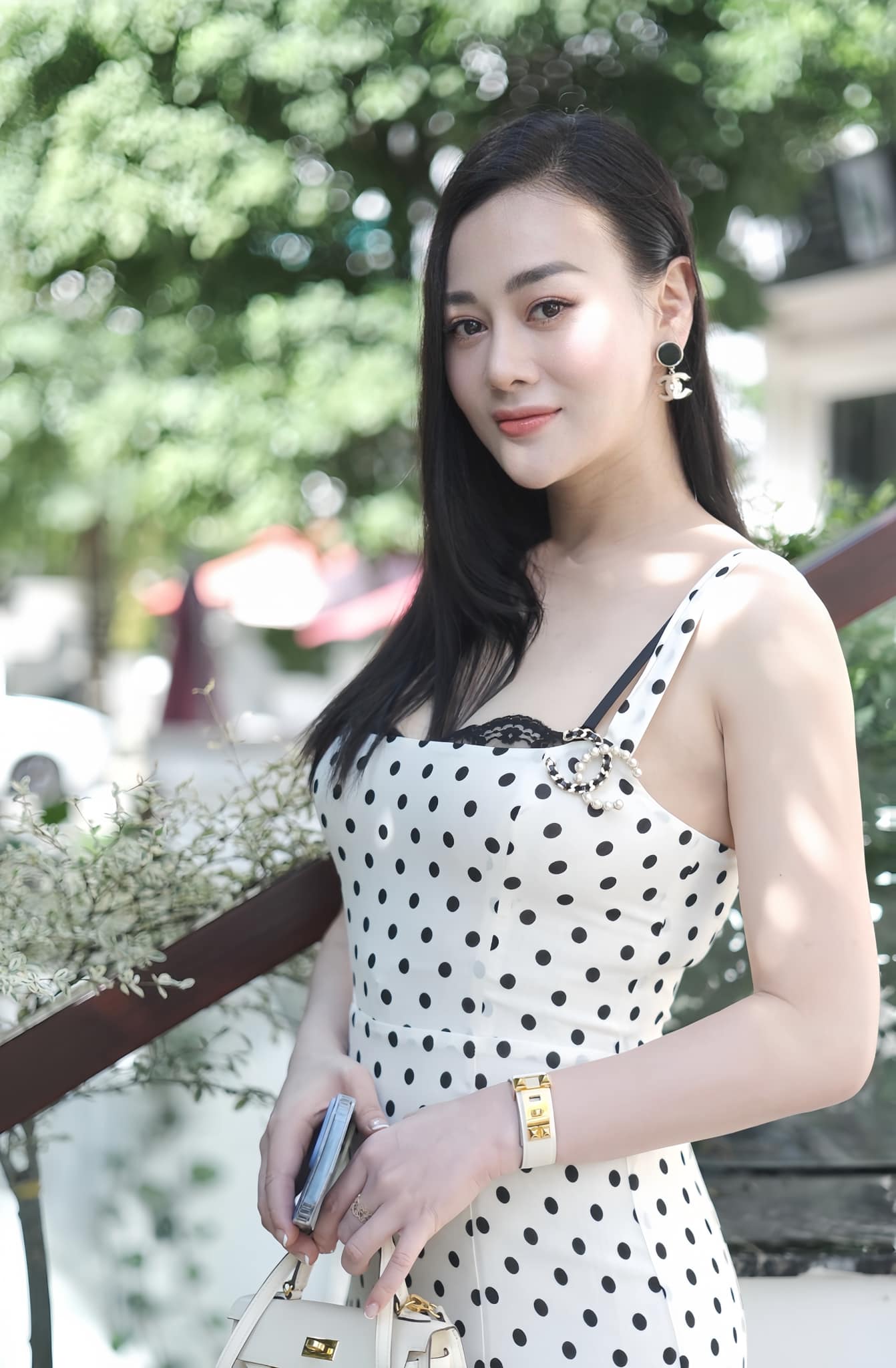 Phương Oanh da trắng phát sáng nhờ chăm dùng 1 loại nước, 1 món ăn bổ nội tiết của người Việt, phụ nữ tiền mãn kinh nên học tập- Ảnh 10.