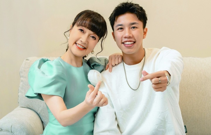 Sao nữ Gặp nhau cuối tuần sau 25 năm: Người sống cô đơn, người làm mẹ đơn thân- Ảnh 2. Sao nữ Gặp nhau cuối tuần sau 25 năm: Người sống cô đơn, người làm mẹ đơn thân- Ảnh 2.