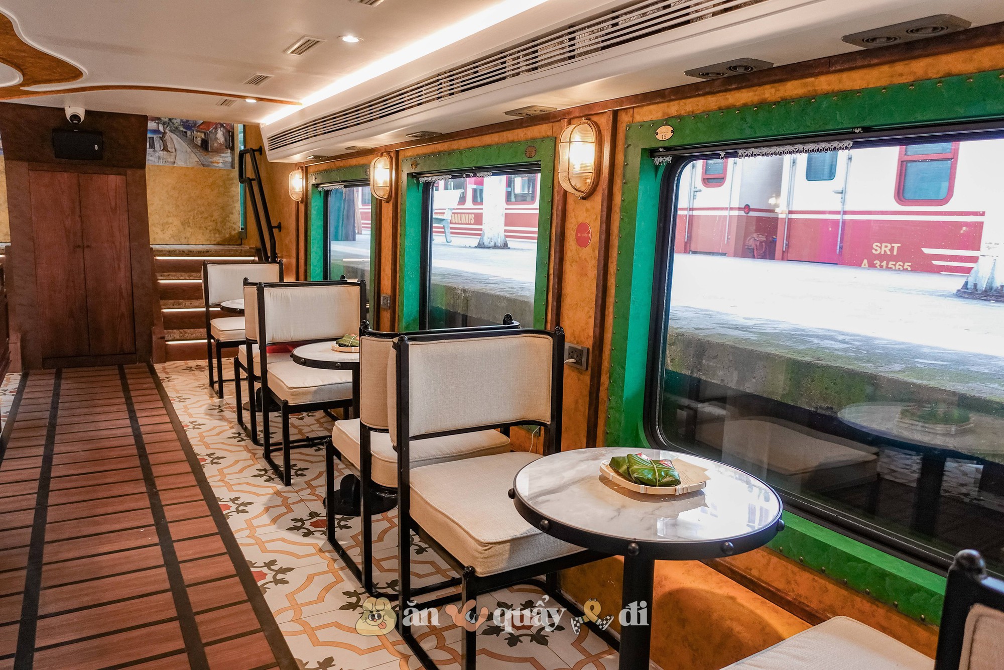 Chi 550k trải nghiệm 3,5h trên tàu 