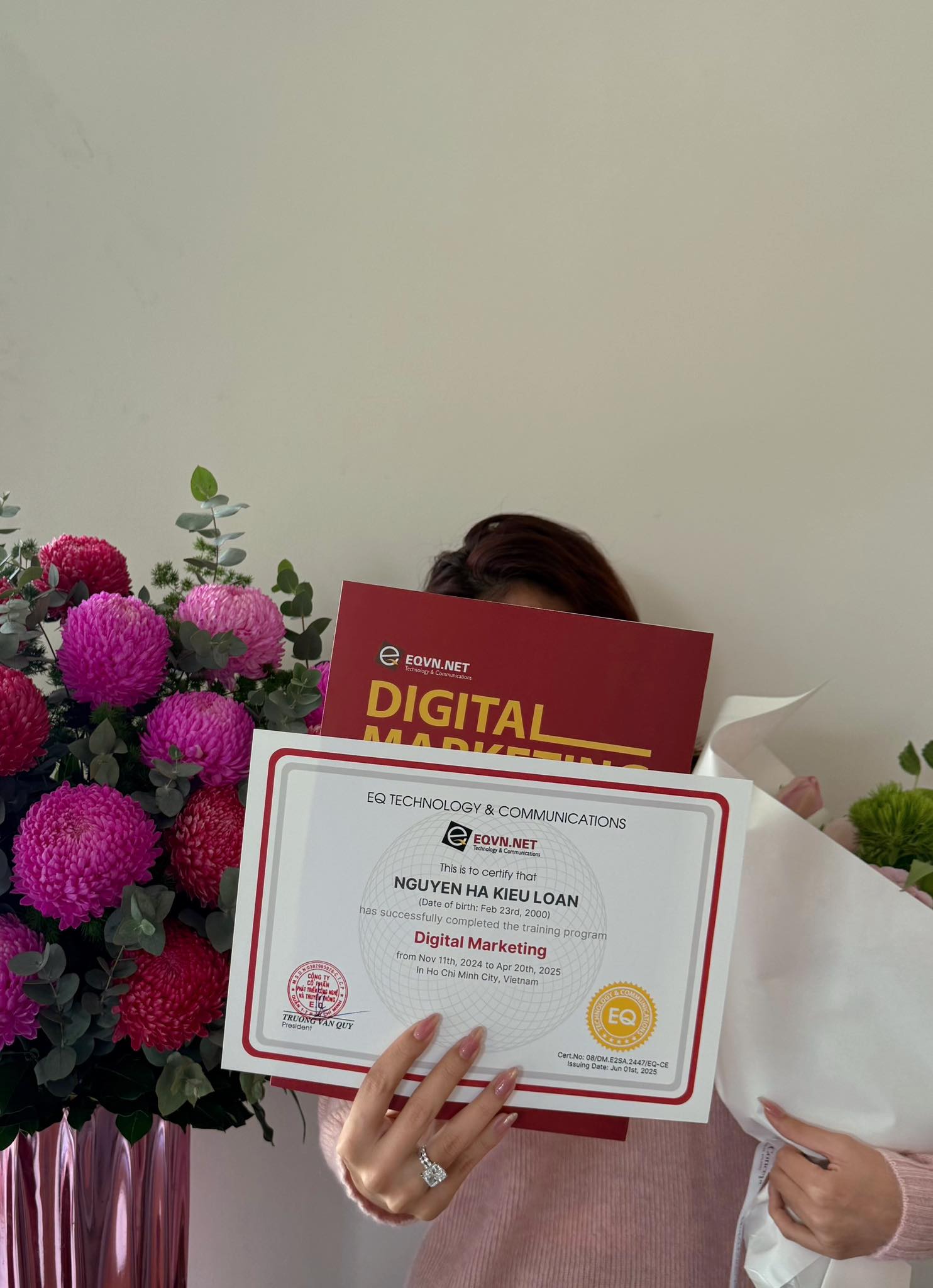 Á hậu gen Z ở ẩn sinh con bất ngờ thông báo trúng tuyển Đại học ngành Y khoa!- Ảnh 3.