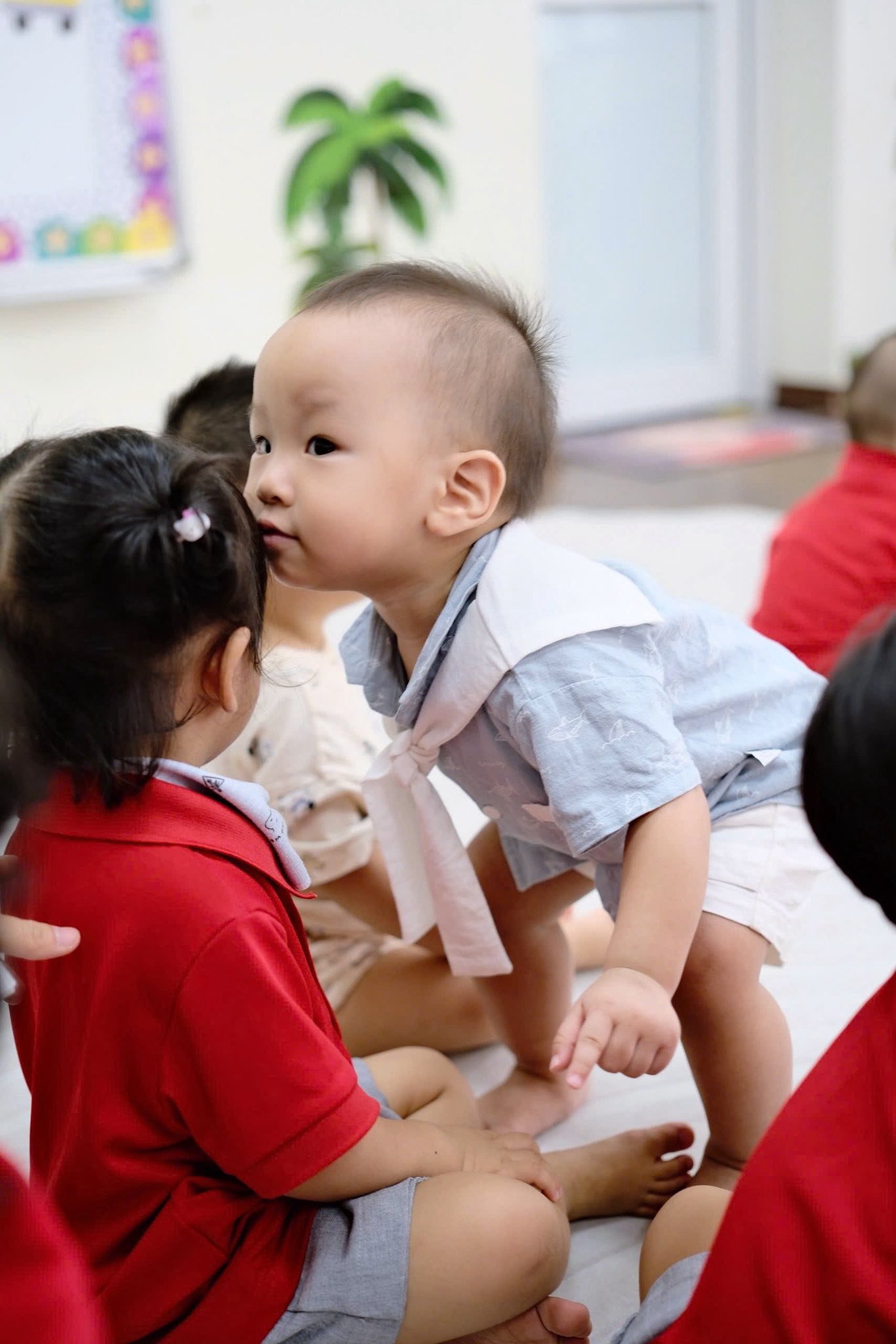 Đỗ Phương Oanh chia sẻ khoảnh khắc ngày đầu đi học của cặp song sinh: "Khi đi hoành tráng, khi về mắt sưng"- Ảnh 3.
