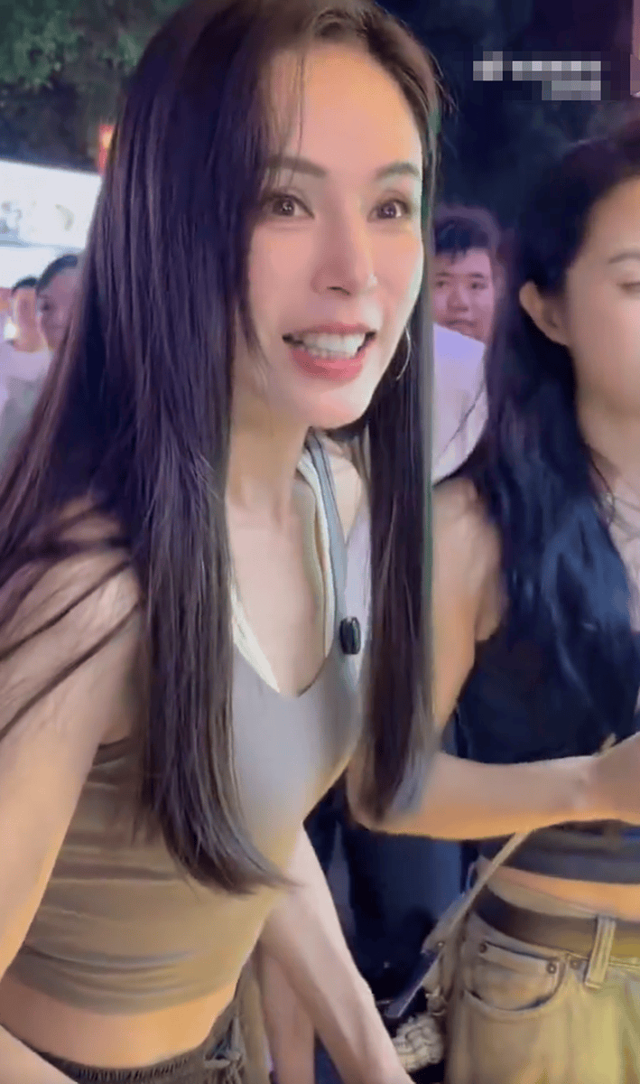 Cam thường đáng kinh ngạc của "Tiểu Long Nữ" 59 tuổi- Ảnh 3.