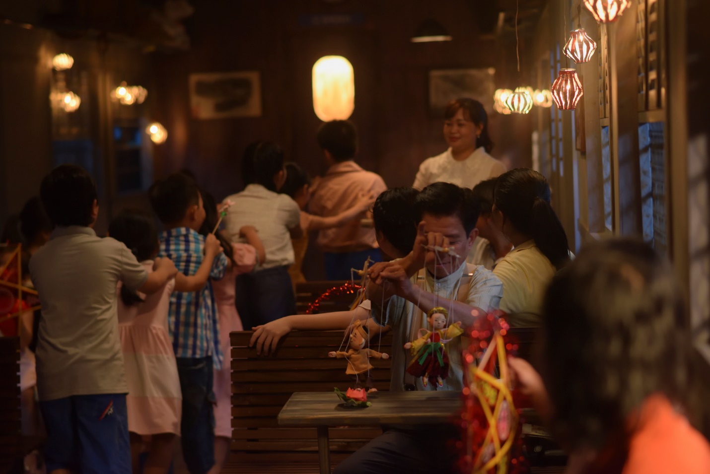 Khi người trẻ hóa thân thành “Sứ giả Trung thu” tạo nên mùa trăng cổ tích- Ảnh 5.
