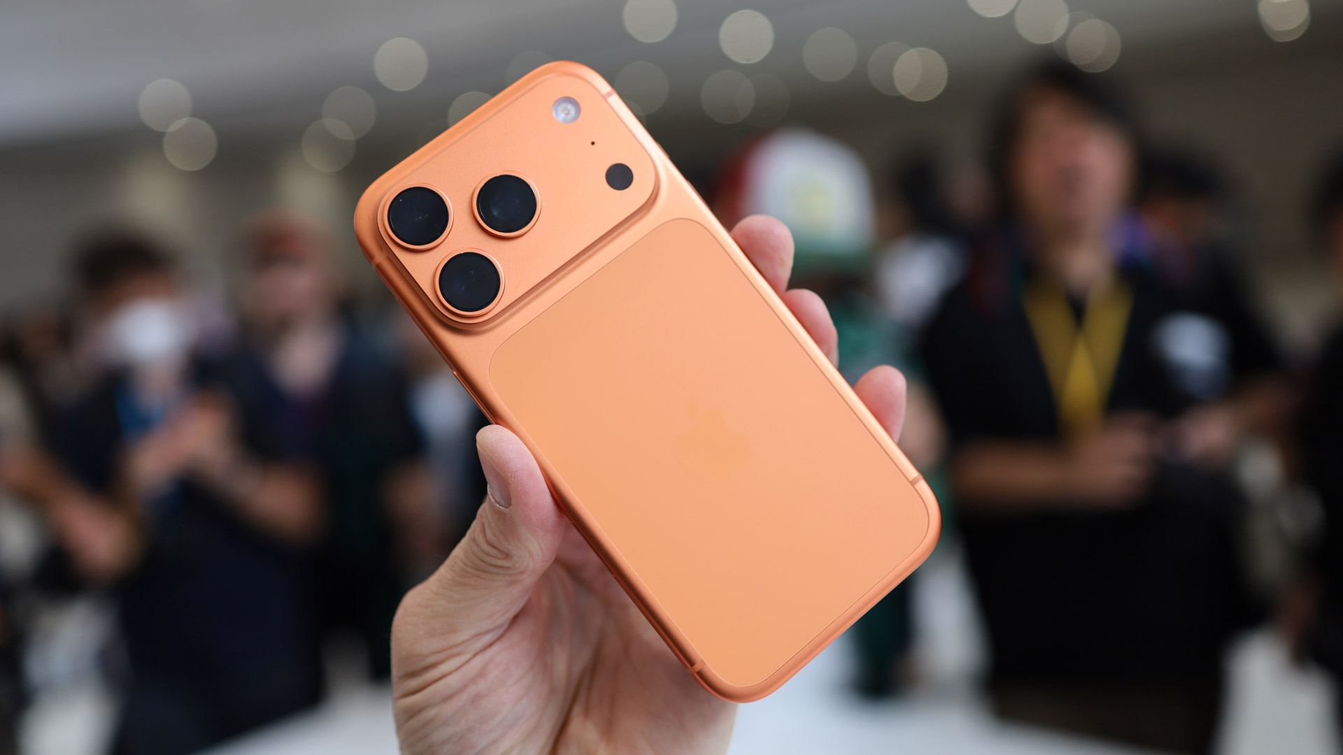 Mua iPhone 17 ở đâu rẻ nhất thế giới, ở đâu đắt nhất?- Ảnh 1.