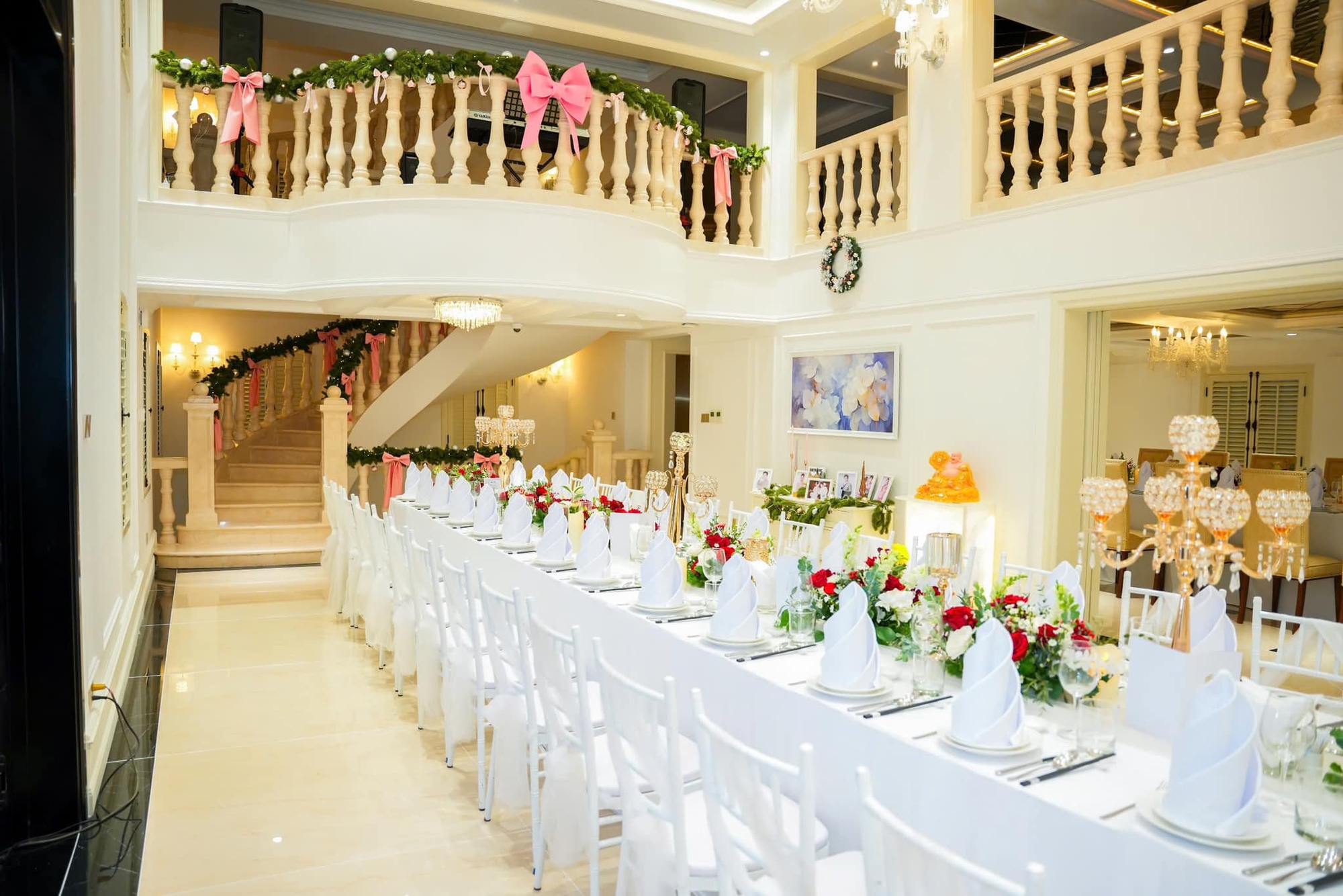 Nam NSƯT cưới mẹ đơn thân là nữ đại gia sở hữu biệt thự 200 tỷ, thề 