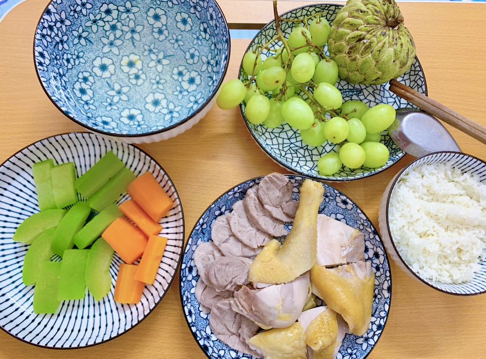 Cả nhà chồng thay phiên nhau nấu cơm cữ ngon cỡ nhà hàng cho bà đẻ: Mom này thắng đời 100-0 rồi!- Ảnh 10.
