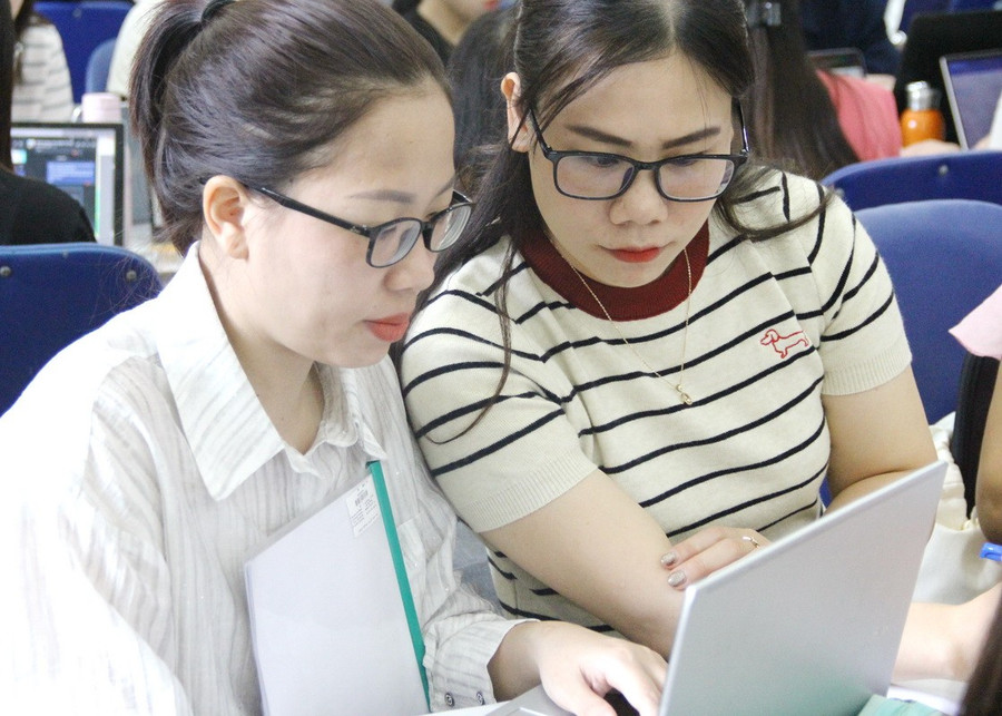 Từ năm học 2025-2026 sẽ triển khai Chương trình giáo dục AI cho học sinh- Ảnh 3.