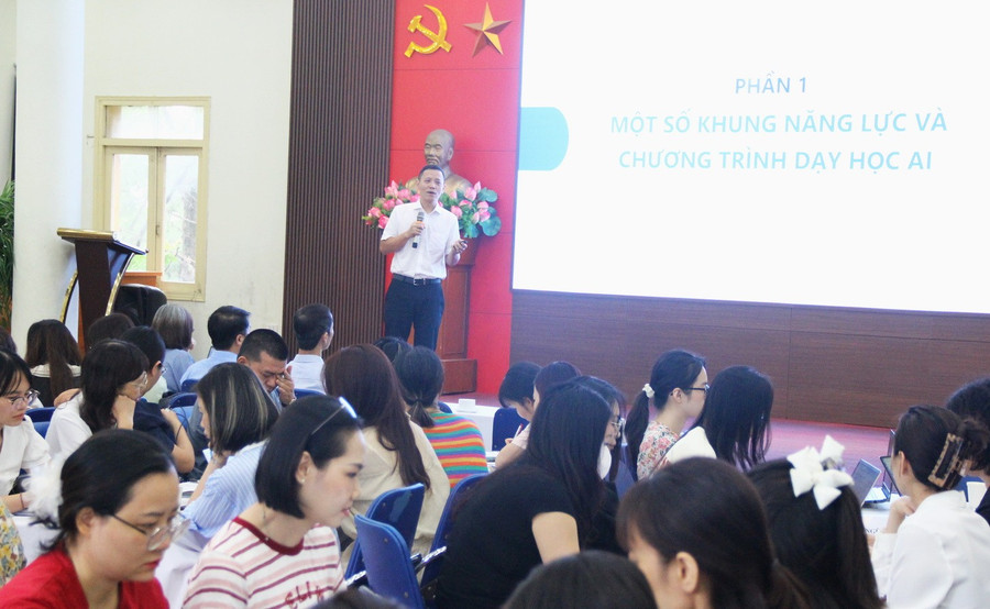 Từ năm học 2025-2026 sẽ triển khai Chương trình giáo dục AI cho học sinh- Ảnh 4.