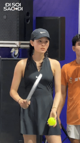 Từng vướng tin đồn mang bầu, Hiền Hồ nay lộ vóc dáng thật trên sân pickleball, visual đời thường gây chú ý- Ảnh 1.