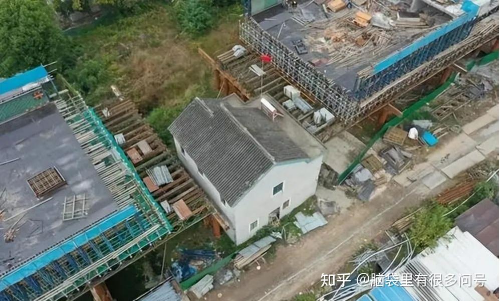 Gia chủ từ chối tiền đền bù, không chịu di dời khiến đại dự án 140.000 tỷ đồng bị trì hoãn suốt 2 năm, khẳng định: “Trả hơn 742 tỷ mới rời đi”- Ảnh 2.