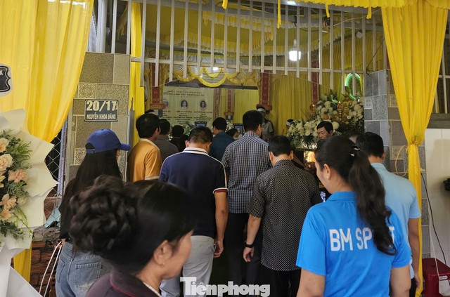 Vụ thảm sát 3 người tử vong ở Đắk Lắk: Một nạn nhân đã dạm ngõ, đầu năm sau sẽ cưới- Ảnh 1.