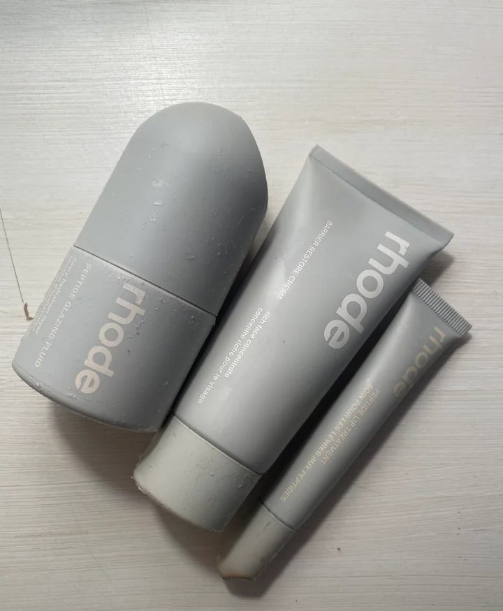 Rhode - Cú lội ngược dòng ngoạn mục của Hailey Bieber: Hành trình từ "bị nghi ngờ" đến sold-out toàn tập tại Sephora- Ảnh 4.