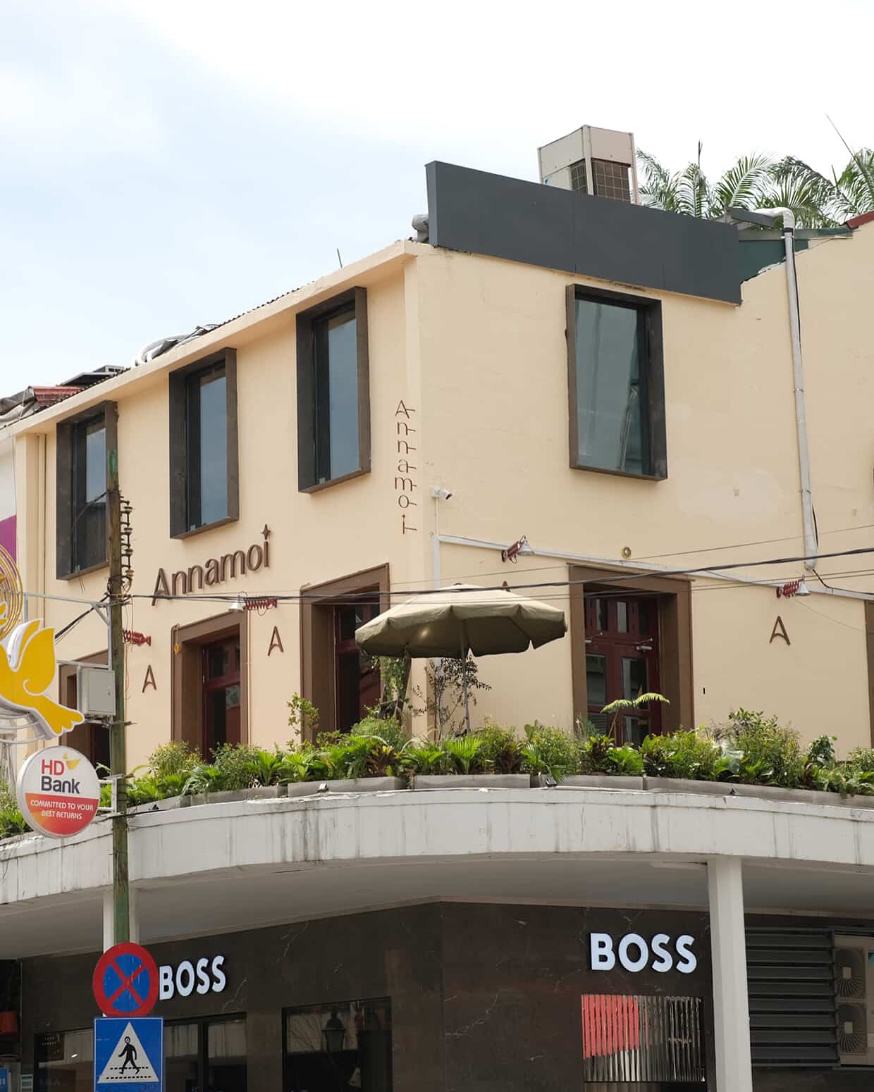 7 hàng quán hưởng trọn sự “mát mát” mùa thu Hà Nội: Nonêe, Vietsun Coffee có view bao trọn tuyến phố tấp nập nhất thủ đô- Ảnh 4.