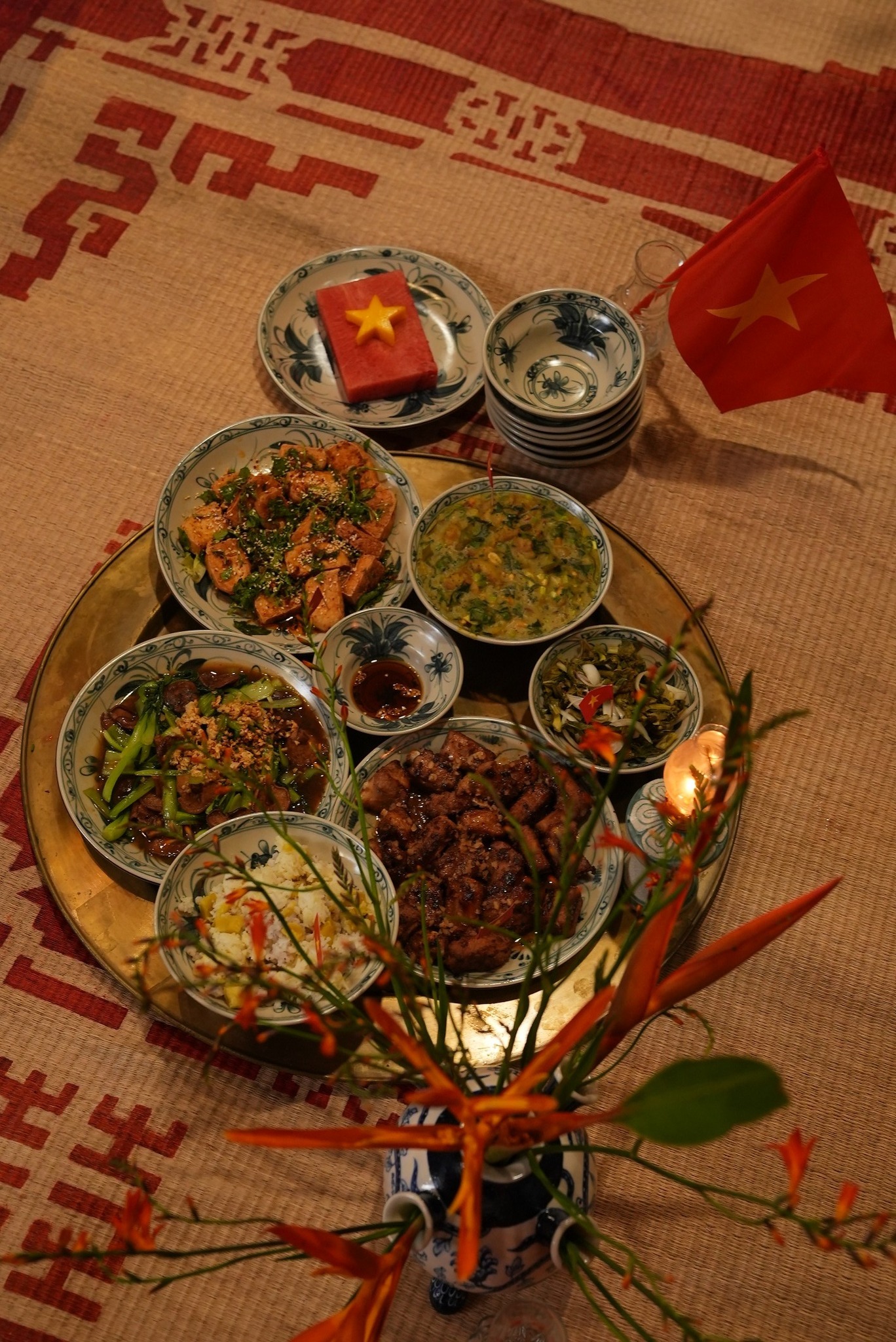 Bắt trend làm 