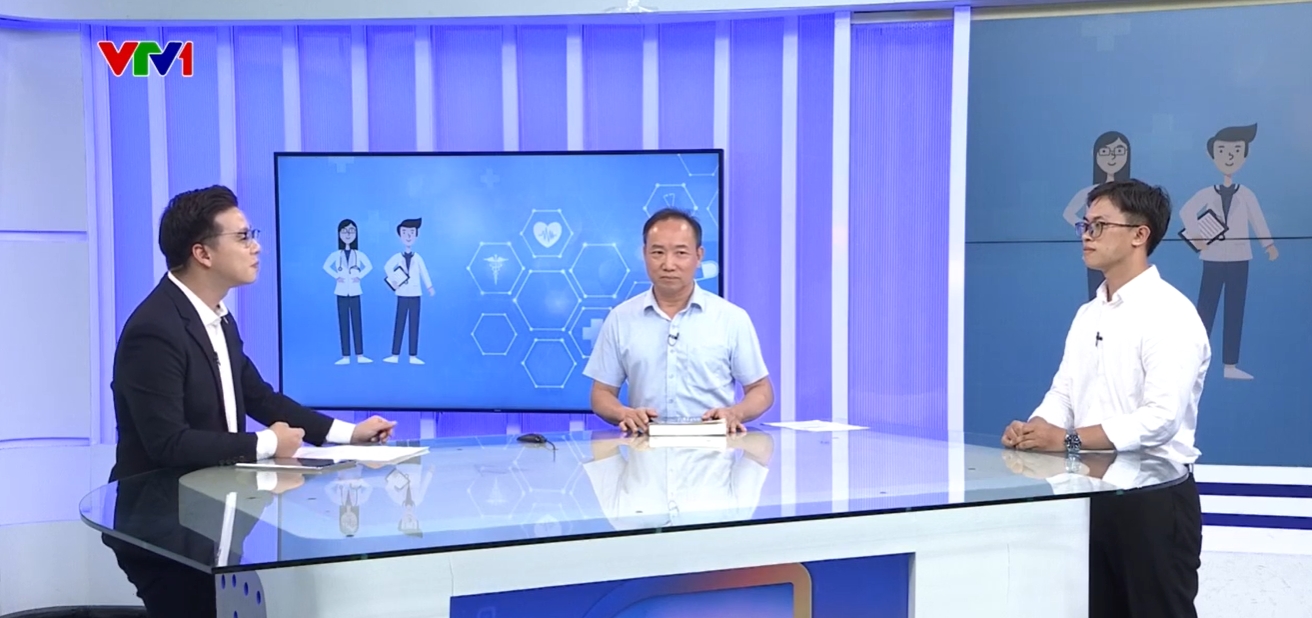 Hai thầy trò khoa giải phẫu hot nhất "Matching Day" dắt nhau lên VTV quá dễ thương- Ảnh 1.