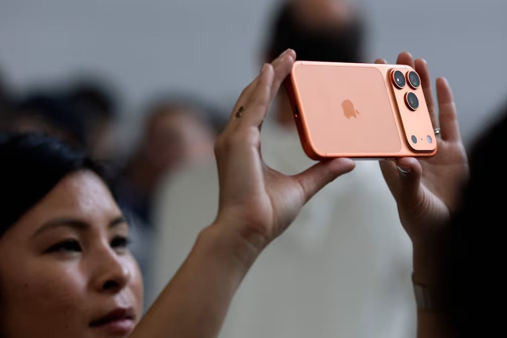 Gác lại những lời khen, nhìn thẳng vào sự thật: iPhone 17 năm nay thực sự Gác lại những lời khen, nhìn thẳng vào sự thật: iPhone 17 năm nay thực sự
