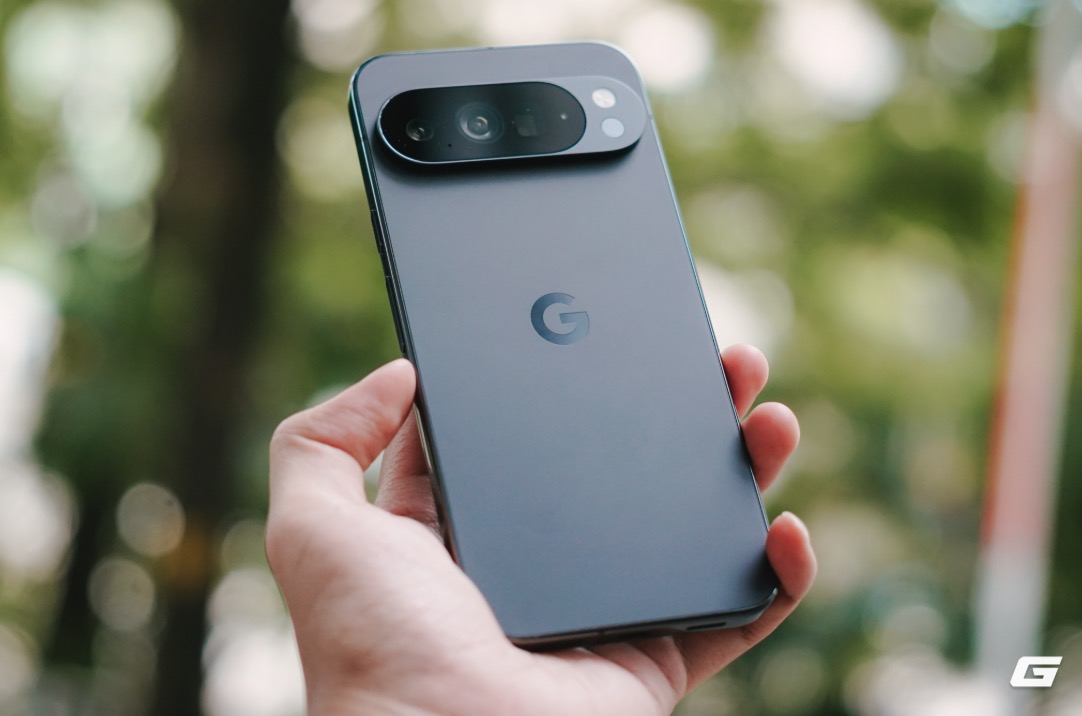 Cụm camera ngang: Google làm mấy năm không ai để ý, iPhone một đêm kéo cả làng "copy"?- Ảnh 1.
