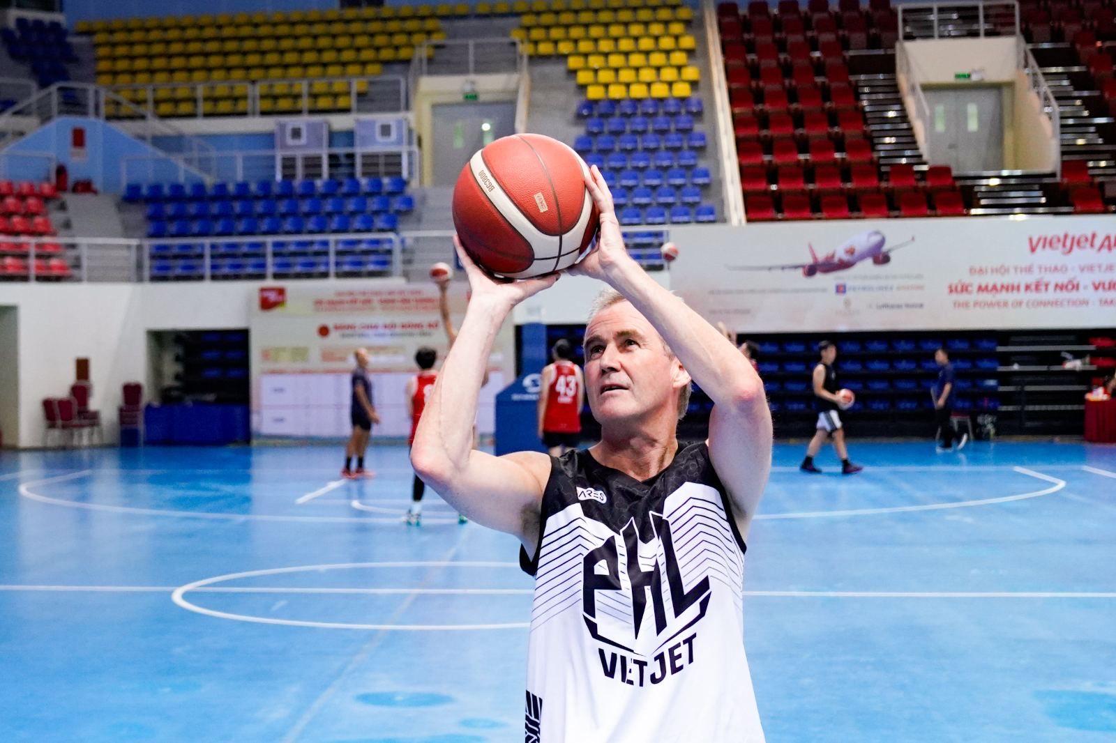 Khoảnh khắc đáng nhớ của các “chiến binh bầu trời” tại Vietjet Sports Day 2025- Ảnh 6.