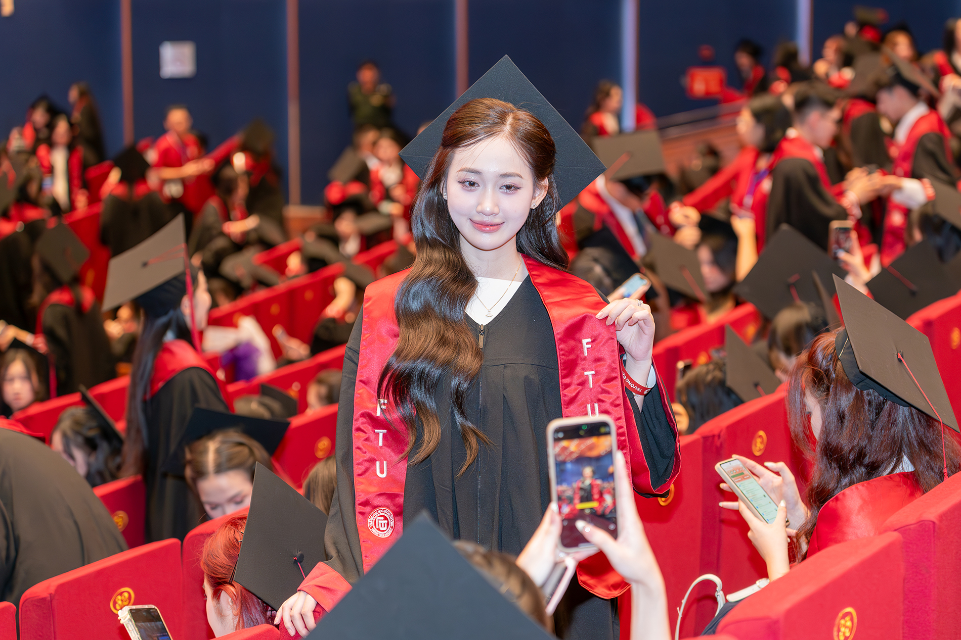 Lý do Ngoại thương mãi luôn là "lò đào tạo Hoa hậu" xịn nhất Việt Nam!- Ảnh 20.
