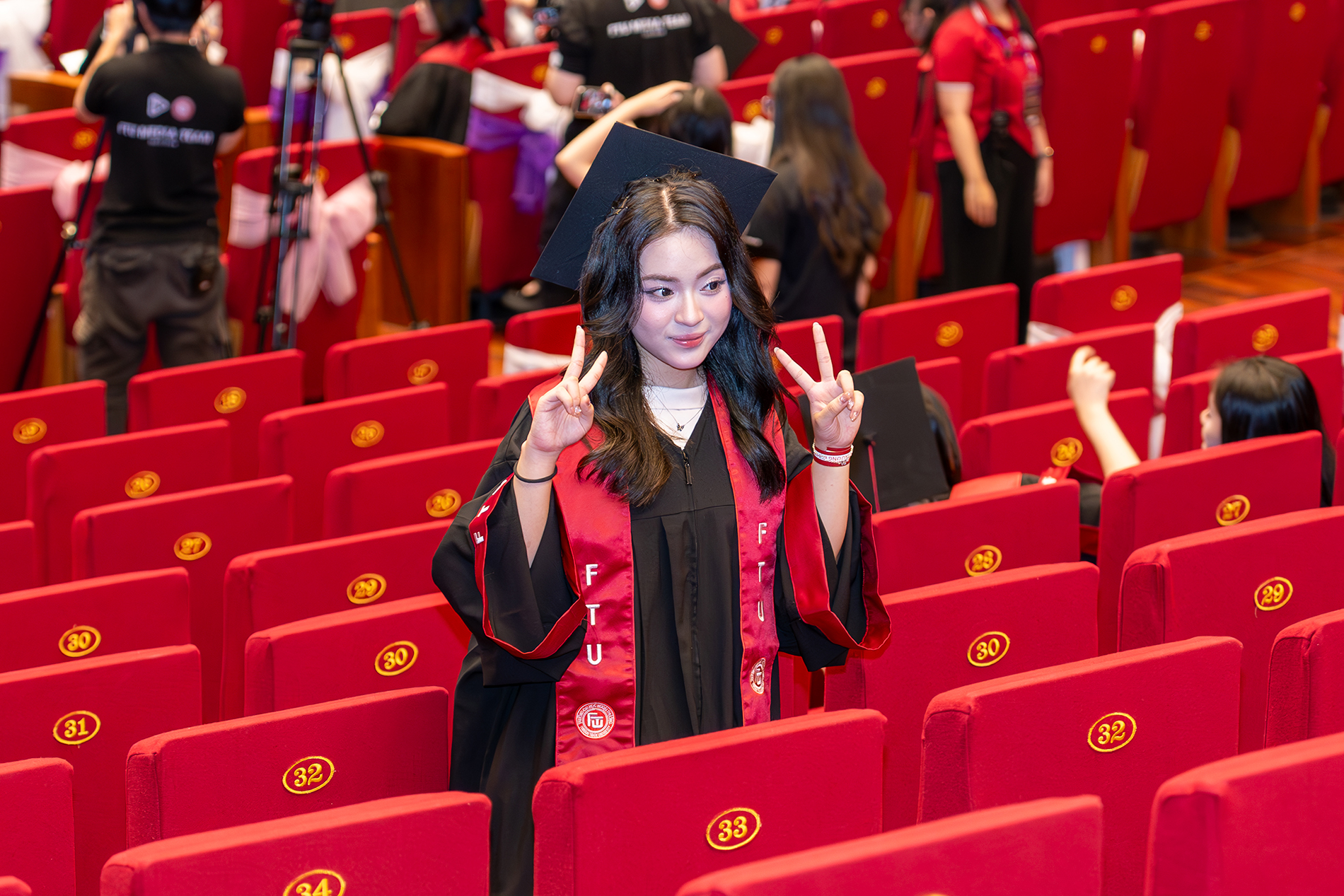Lý do Ngoại thương mãi luôn là "lò đào tạo Hoa hậu" xịn nhất Việt Nam!- Ảnh 22.