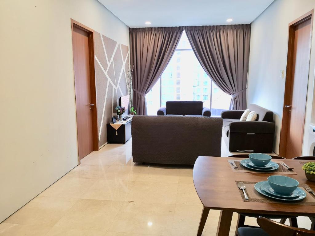 Chi 8,5 tỷ đồng mua nhà cho "người lạ" ở- Ảnh 1.