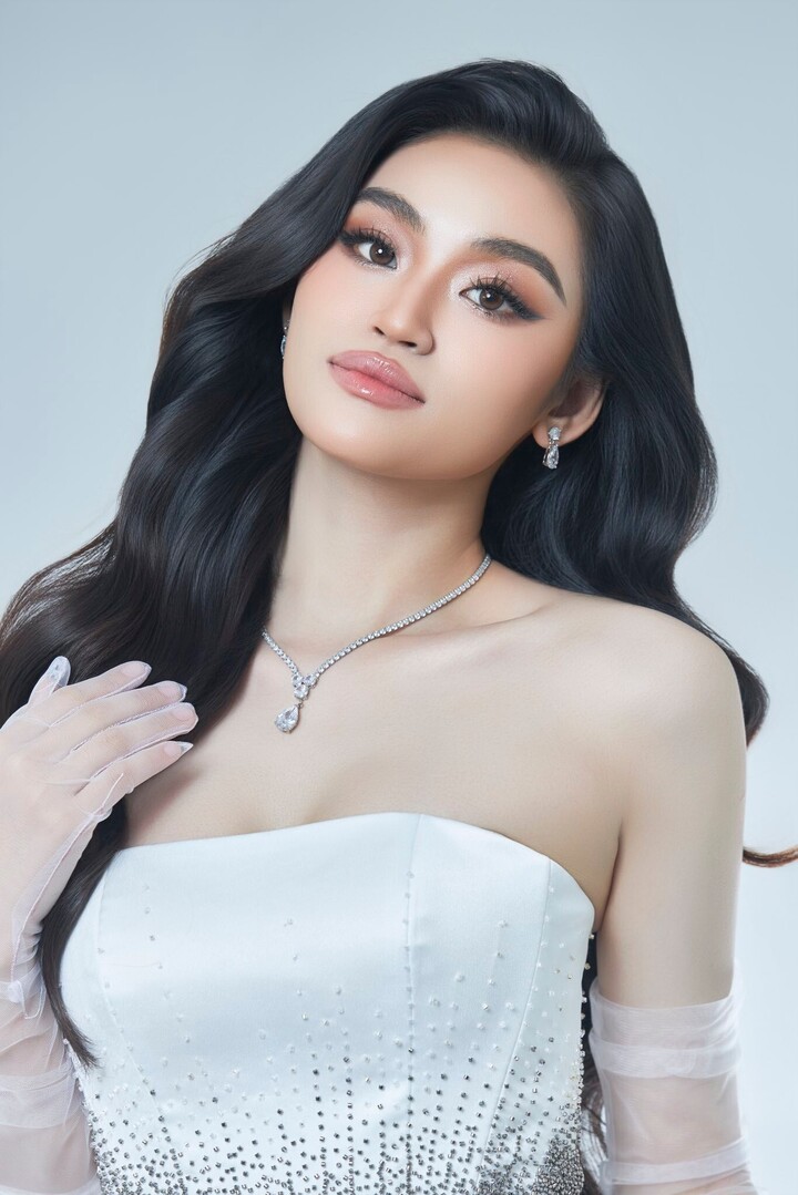 Nhan sắc đời thường ít phấn son của tân Miss Grand Vietnam 2025- Ảnh 3.