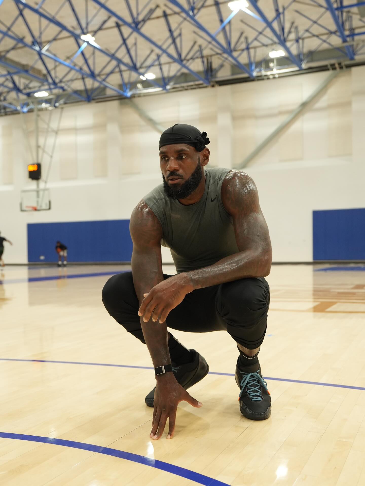 Ronaldo, LeBron, Federer... những huyền thoại thể thao chứng minh đàn ông ngoài 40 vẫn có thể phong độ ngời ngời- Ảnh 9.