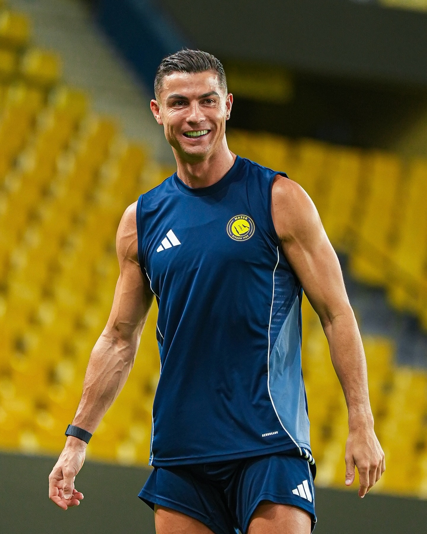 Ronaldo, LeBron, Federer... những huyền thoại thể thao chứng minh đàn ông ngoài 40 vẫn có thể phong độ ngời ngời- Ảnh 5.