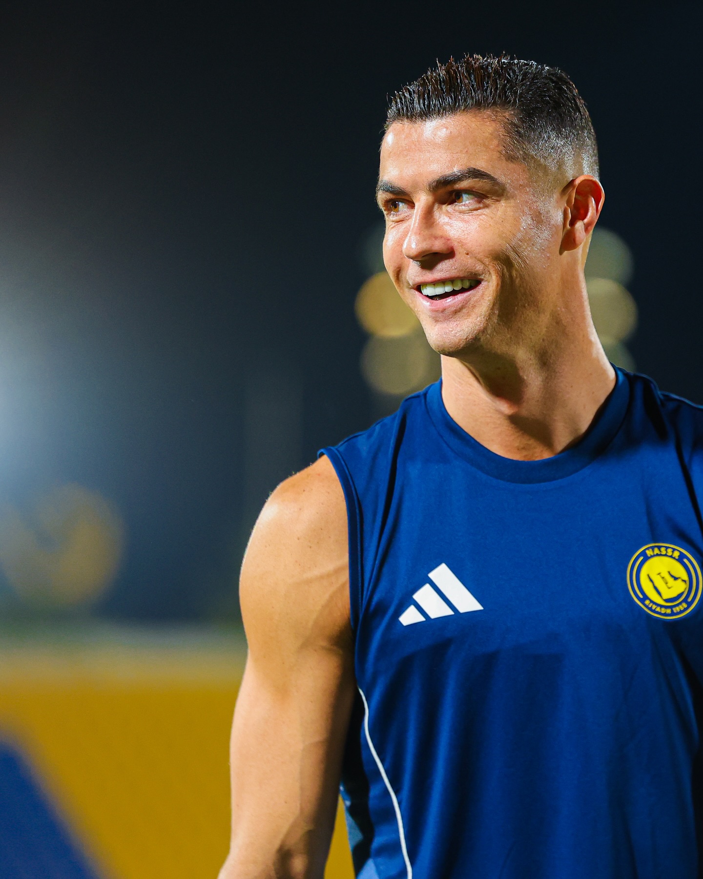 Ronaldo, LeBron, Federer... những huyền thoại thể thao chứng minh đàn ông ngoài 40 vẫn có thể phong độ ngời ngời- Ảnh 4.