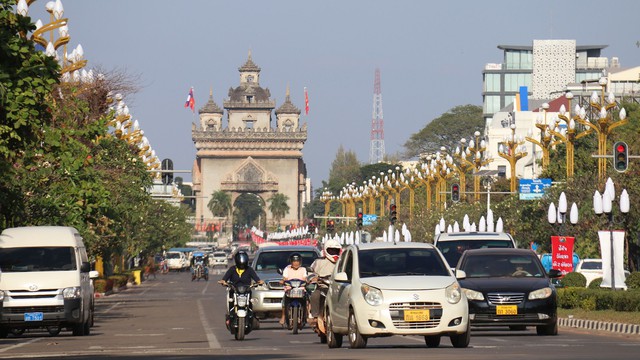 Khách Việt kể chuyện du lịch 1 nước ngay cạnh Việt Nam, nhận xét: Dùng được tiền Việt, có cả Xanh SM- Ảnh 2.