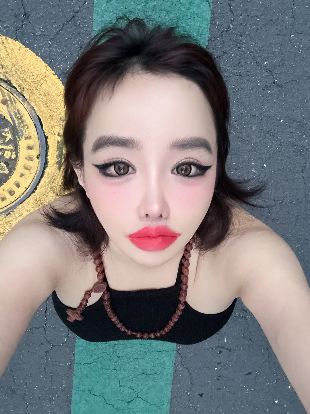 Park Bom (2NE1) quyết không buông tha Lee Min Ho- Ảnh 4.