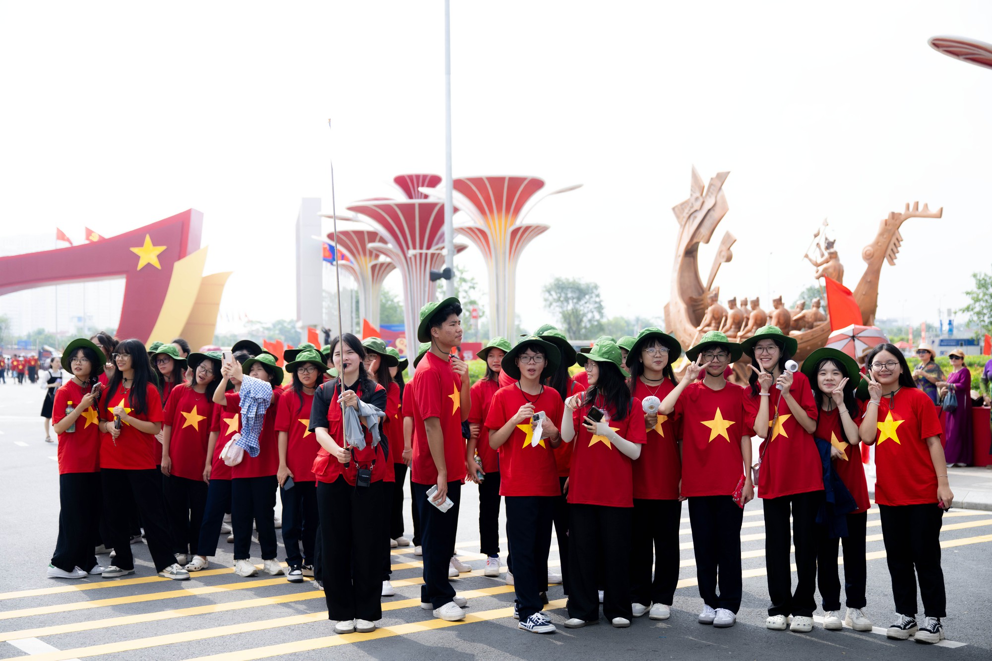 Khối học sinh nườm nượp đổ về triển lãm to nhất Việt Nam- Ảnh 5.