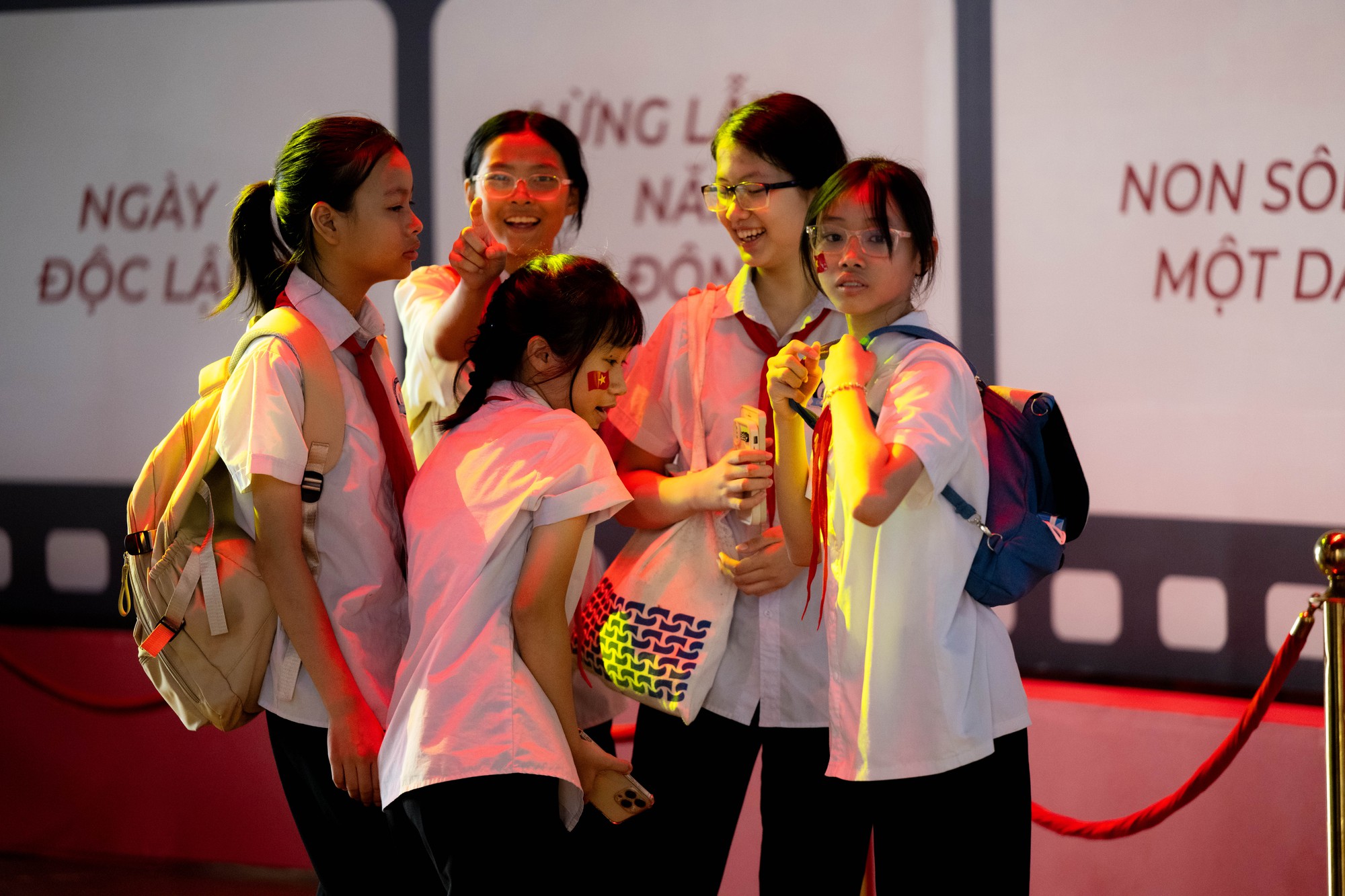 Khối học sinh nườm nượp đổ về triển lãm to nhất Việt Nam- Ảnh 7.
