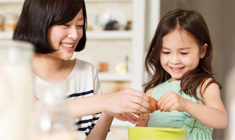 Sau khi con thành công, chuyên gia Mỹ phát hiện bố mẹ thường nuối tiếc về 4 việc làm này: Nhận ra sớm tốt cho tương lai của trẻ- Ảnh 3.