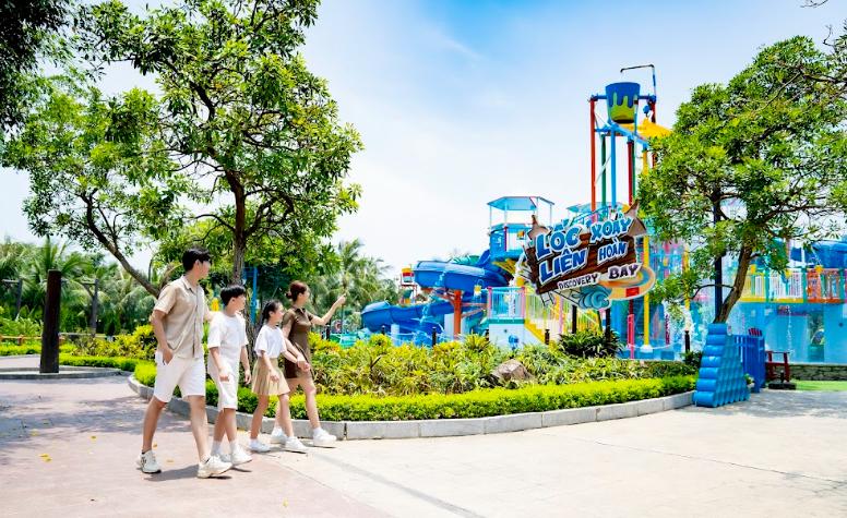 Đi đu đưa đi tại công viên nước Lốc Xoáy Sun World Ha Long chỉ 100.000 đồng cho mọi du khách- Ảnh 1.