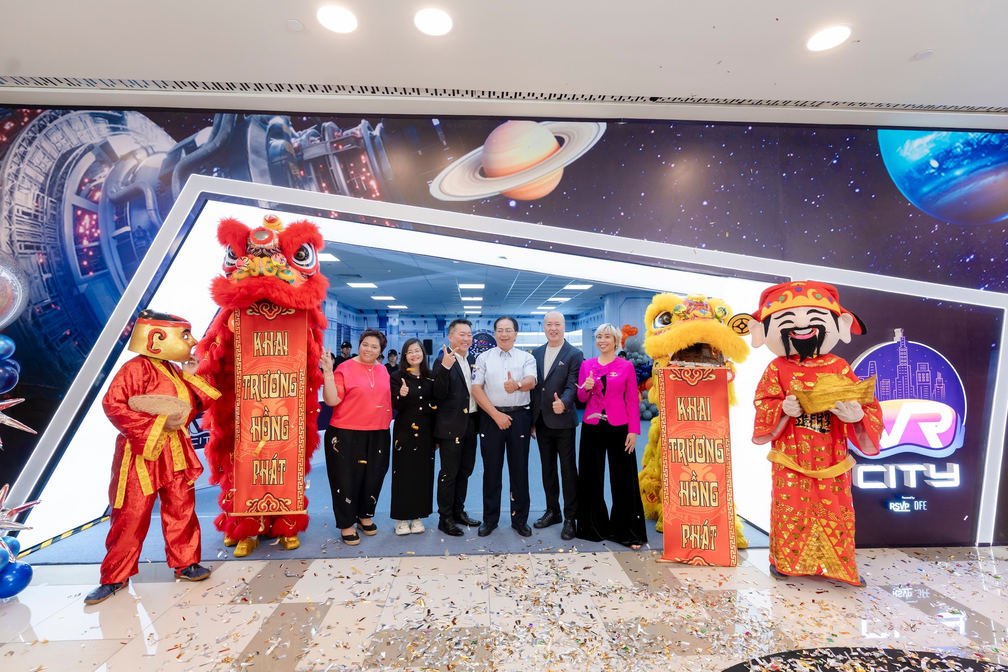 Vũ trụ VR City cập bến Việt Nam Trải nghiệm nhập vai đỉnh cao từ Singapore đến TP.HCM- Ảnh 1.