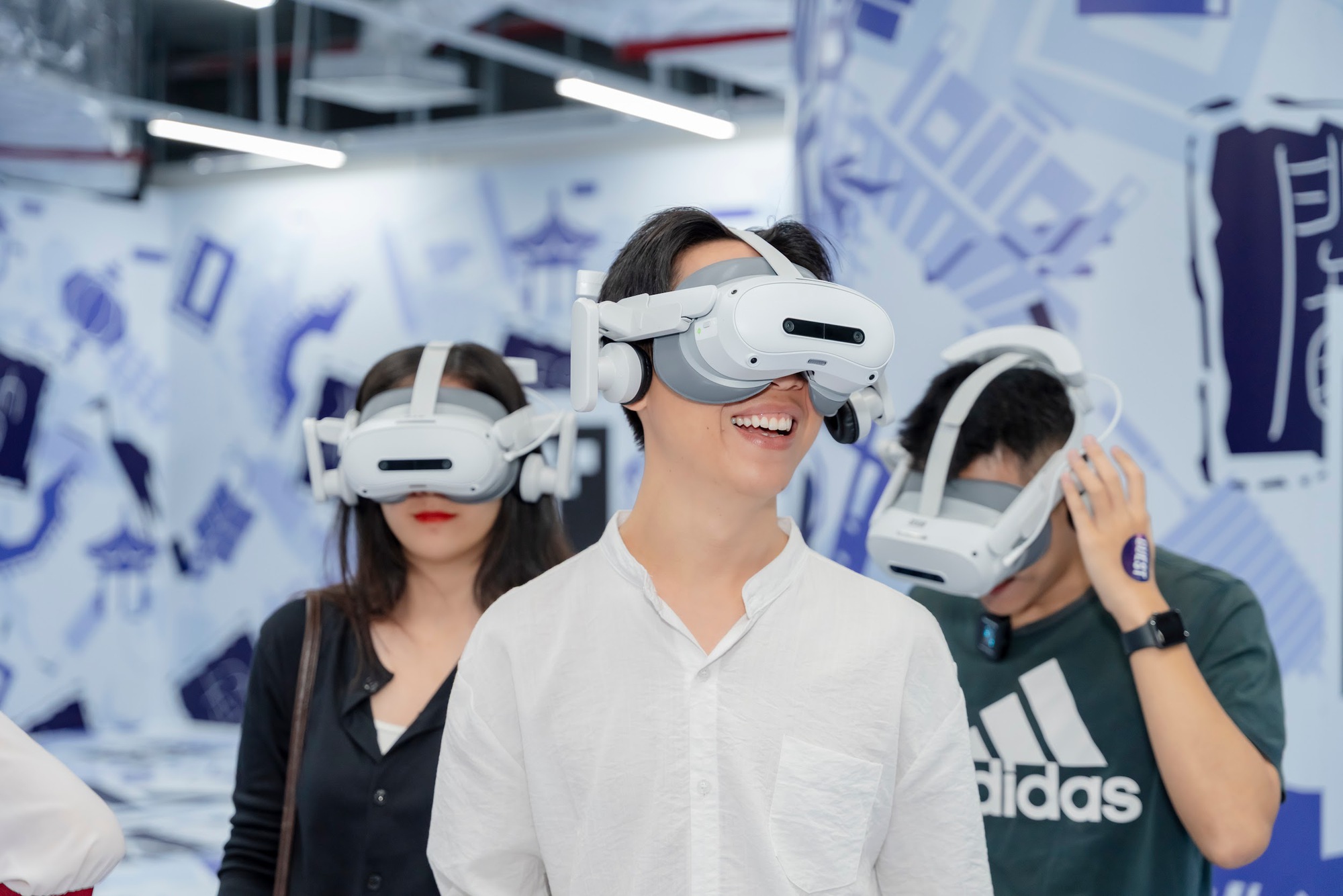 Vũ trụ VR City cập bến Việt Nam Trải nghiệm nhập vai đỉnh cao từ Singapore đến TP.HCM- Ảnh 3.