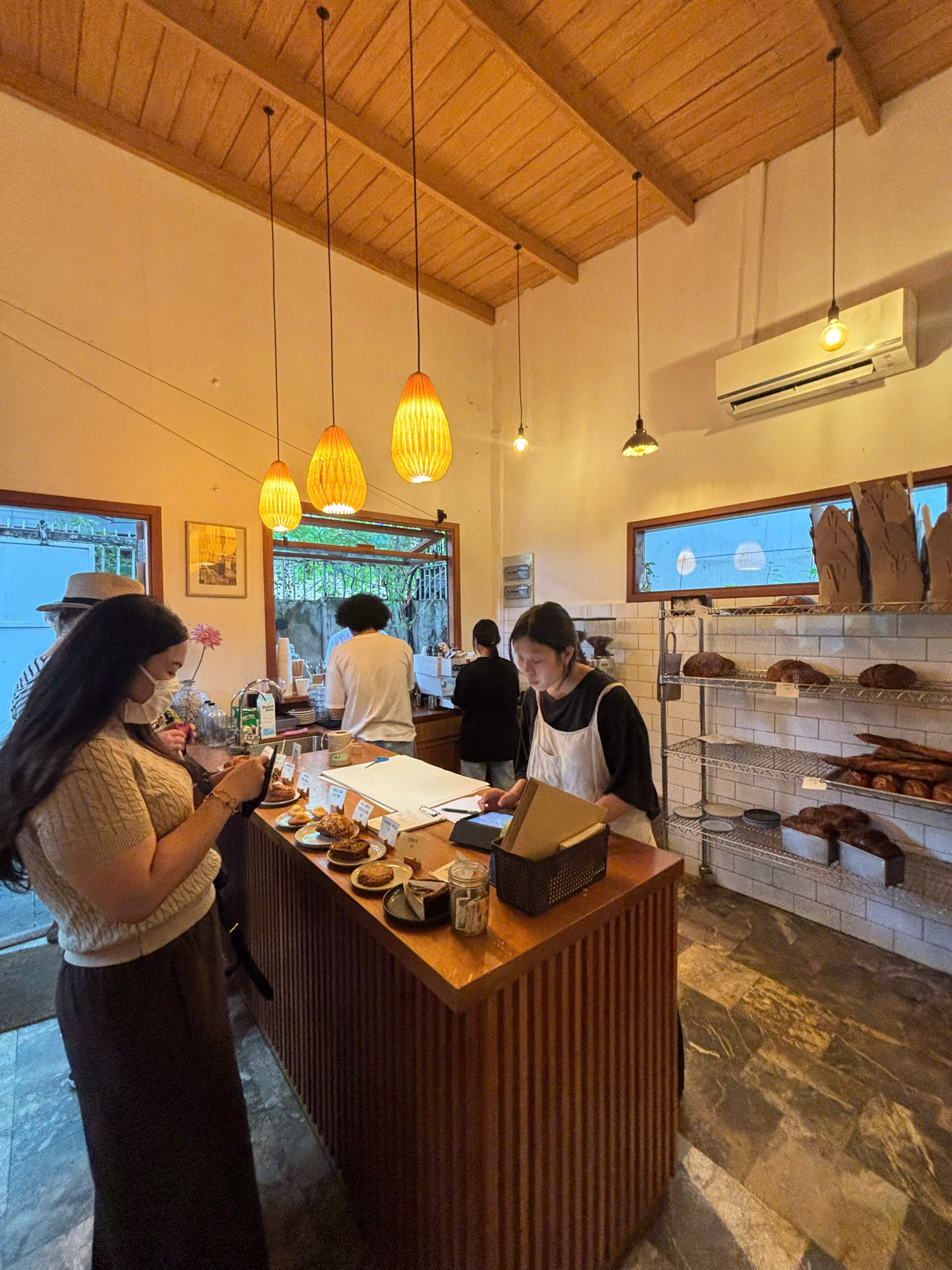 Tiệm bánh chảnh nhất Thảo Điền: Mở đúng 3 ngày, giá cao, khách đông đến nỗi WEAN LE cũng phải thất thểu ra về- Ảnh 9.
