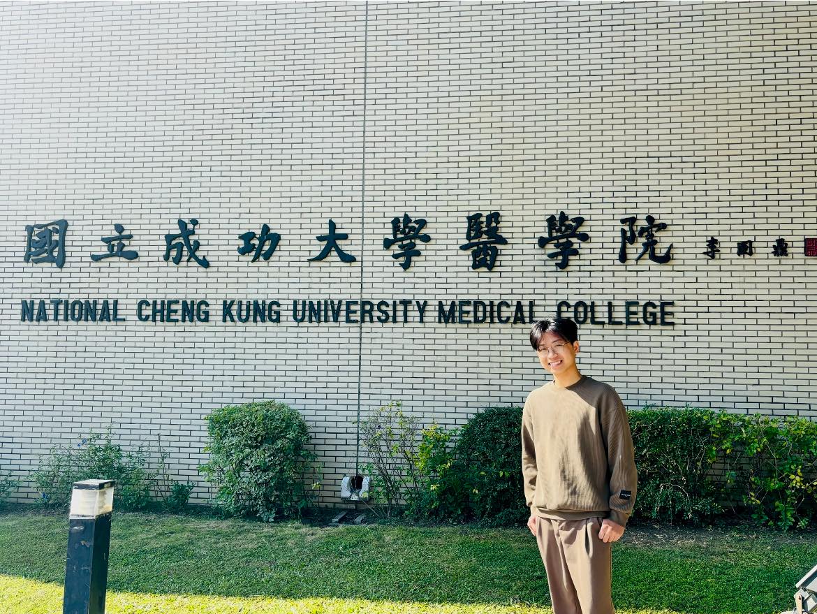 Nam sinh chuyên Sinh đi ngược số đông, bỏ Y chọn Sư phạm: "Mình hiểu cho sự buồn và tức giận của bố mẹ, nhưng..."- Ảnh 3.