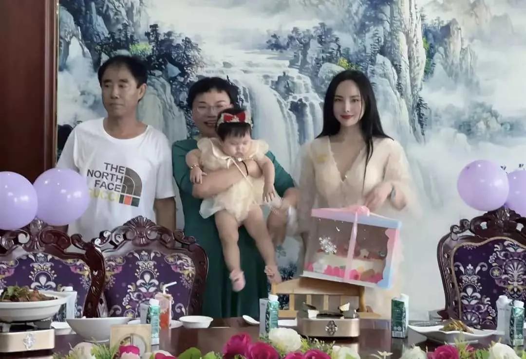 "Nữ hoàng thị phi" Can Lộ Lộ - sao nữ từng bị ném đá nhiều nhất showbiz Trung Quốc giờ ở đâu?- Ảnh 5.