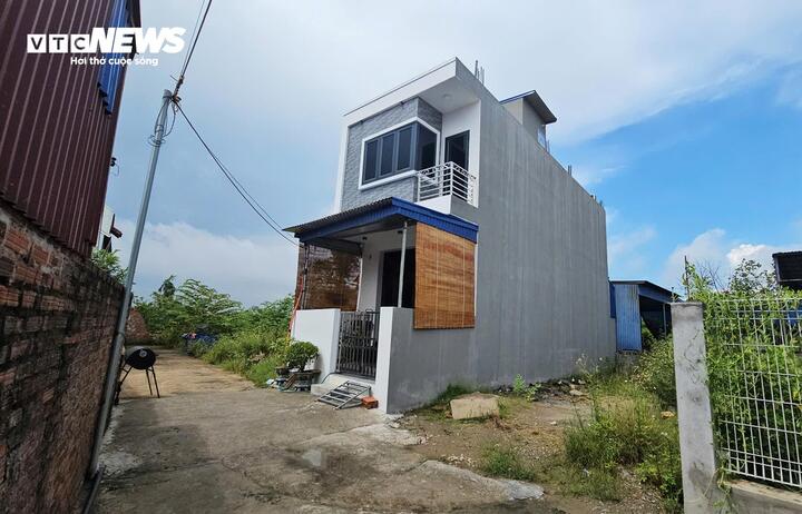 Người lạ xây nhà trên đất được cấp sổ đỏ ở Hải Phòng: Đề nghị tháo dỡ công trình sai phạm- Ảnh 1. Người lạ xây nhà trên đất được cấp sổ đỏ ở Hải Phòng: Đề nghị tháo dỡ công trình sai phạm- Ảnh 1.