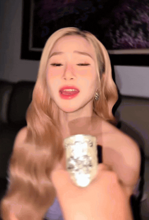 Bài hát dành cho các quý ông rần rần trở lại nhờ video 1 phút 30 giây của mỹ nhân triệu view- Ảnh 1.