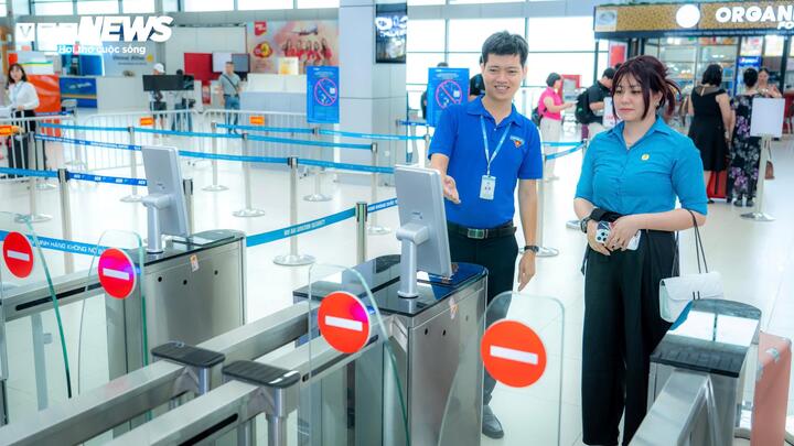 Làm thủ tục lên máy bay bằng VNeID: Những sân bay nào đã triển khai?- Ảnh 1.