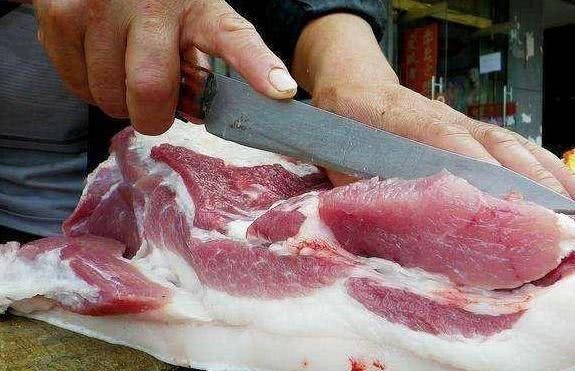 Người phụ nữ 36 tuổi tử vong sau khi ăn thịt chiên- Ảnh 2.