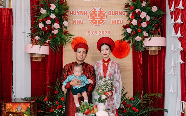 Hồ Quang Hiếu và vợ kém 17 tuổi đem ớt, sầu riêng decor đám cưới đậm chất miền Tây- Ảnh 10.