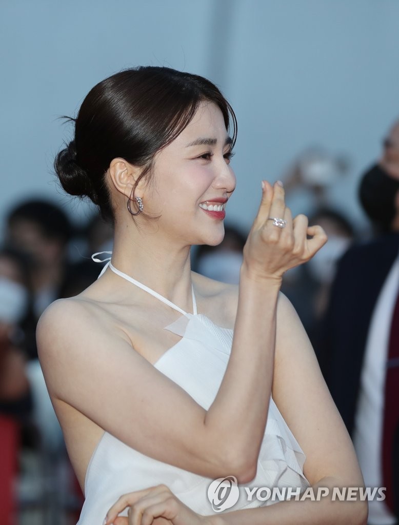 "Tôi không thích tập thể dục nên chỉ chú ý đến ăn uống để giảm cân, kết quả không ai ngờ": Điều gì đã xảy ra với nữ diễn viên U40?- Ảnh 2.