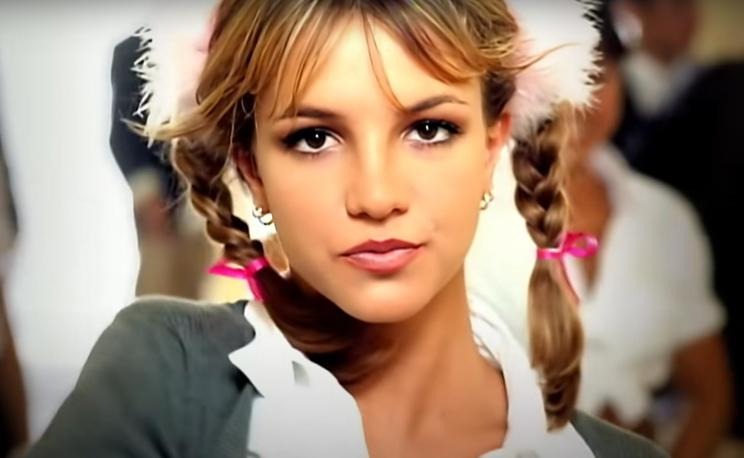 Britney Spears thời trẻ xứng đáng 