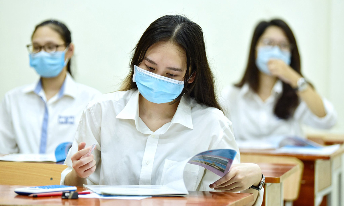 Chính phủ yêu cầu xây dựng đề án thi tốt nghiệp THPT, thi đại học trên máy tính- Ảnh 1.