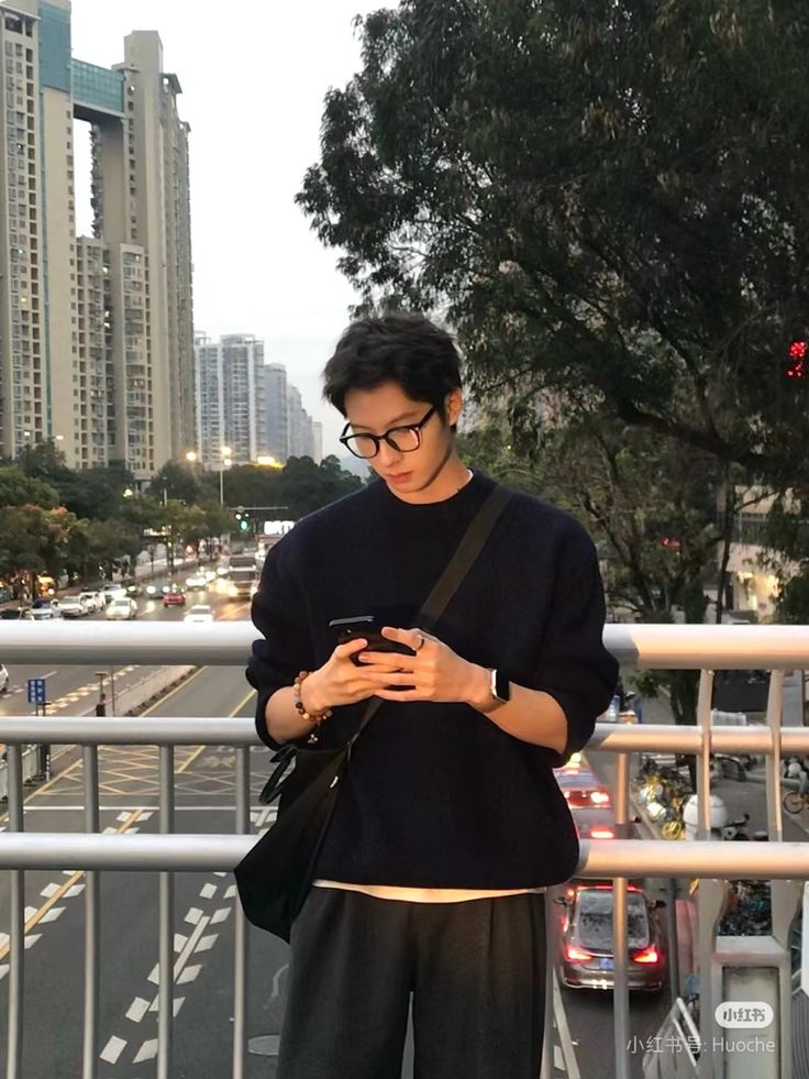 ChatGPT gợi ý 5 ngành nghề hot trong tương lai, ngành của bạn có nằm trong số đó?- Ảnh 1.